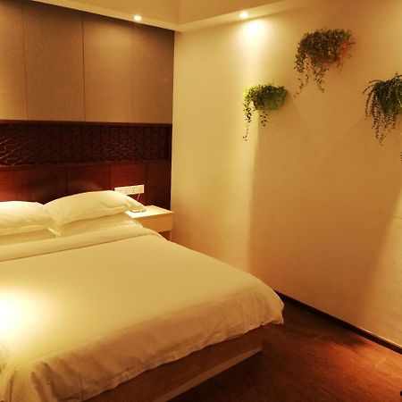 Royal Holiday Hotel Yangon Eksteriør bilde