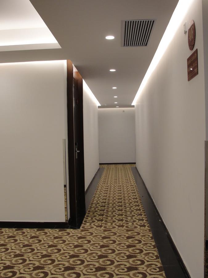 Royal Holiday Hotel Yangon Eksteriør bilde
