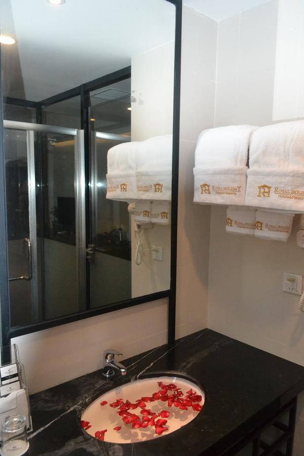 Royal Holiday Hotel Yangon Eksteriør bilde