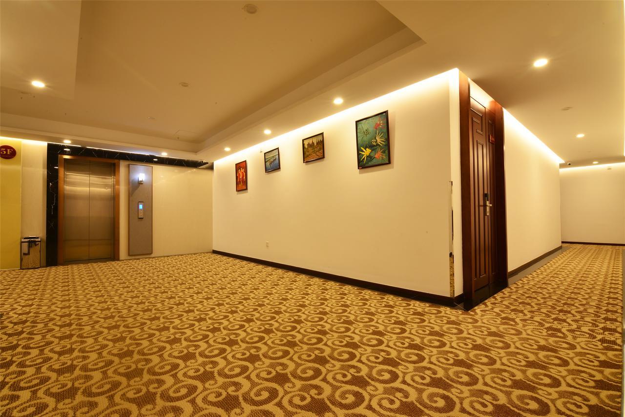 Royal Holiday Hotel Yangon Eksteriør bilde